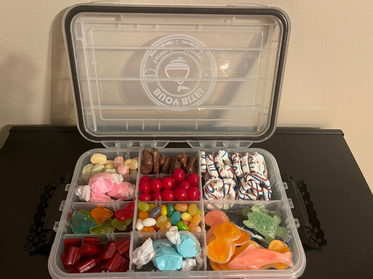 Buoy Bites Waterproof Large Snack Box – Packed with 10-14 Snacks for 4-10 People